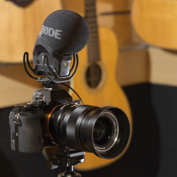Rode Stereo VideoMic Pro Rycote Microfone para Câmara Reflex