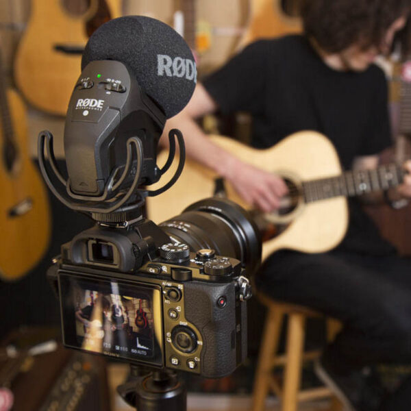 Rode Stereo VideoMic Pro Rycote Microfone para Câmara Reflex